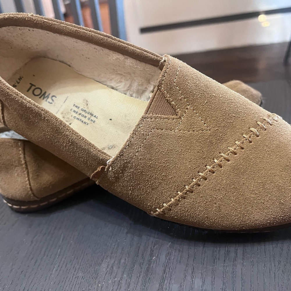 TOMS Women’s Brown Suede Loafers Cottage Cozy